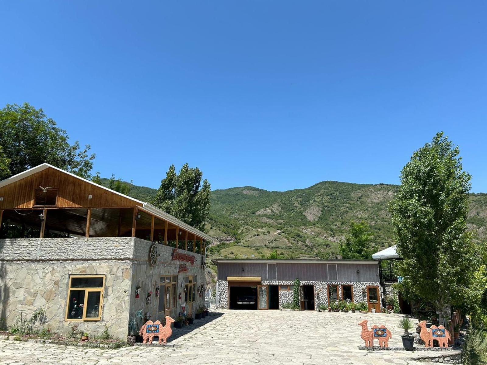 Karvansaray Lahic Екстериор снимка