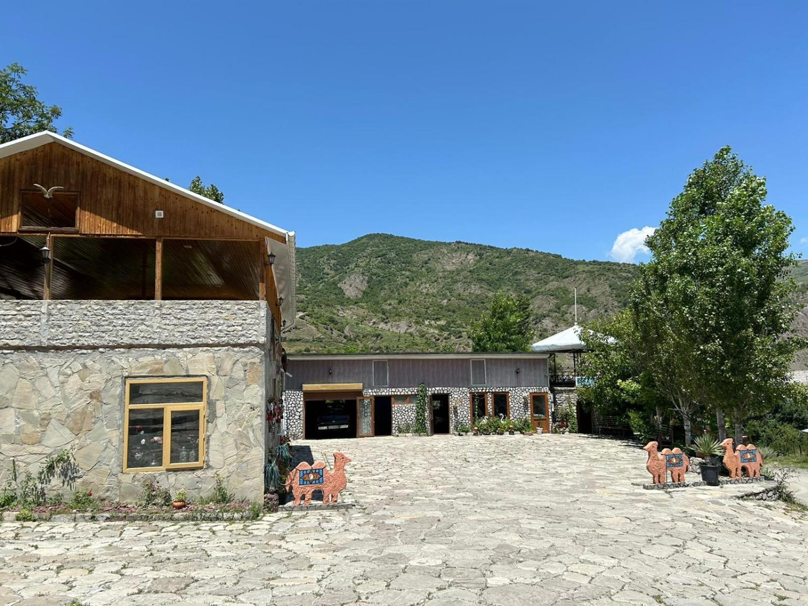 Karvansaray Lahic Екстериор снимка