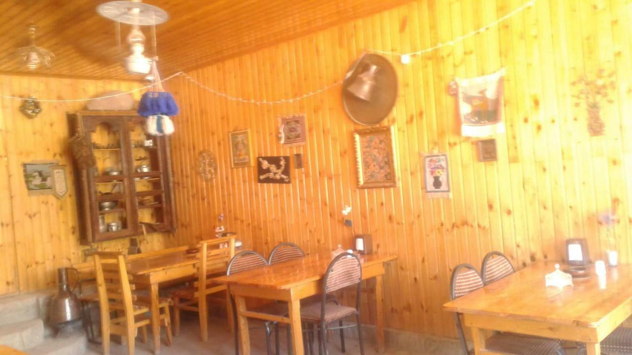 Karvansaray Lahic Екстериор снимка